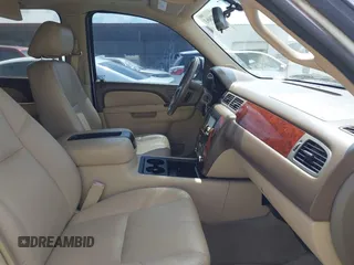 2013 Chevrolet Suburban LT with VIN 1GNSCJE08DR102735, listed as a IAAI auction lot 42228063 with 101,671 mi miles and . Bid and sale history available at DreamBid. Image 5.