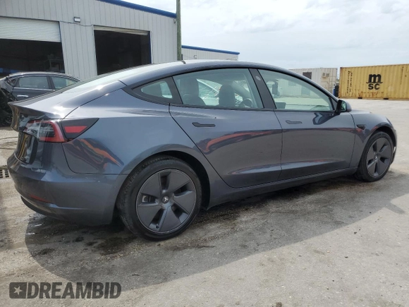 2022 Tesla Model 3 z VIN 5YJ3E1EA1NF368573, wystawiony jako Copart lot #58290615 z przebiegiem 83 229 mil mil oraz Czysty tytuł • Clean title. Historia ofert i sprzedaży dostępna na DreamBid. Obrazek 3.