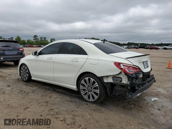 2018 Mercedes-Benz CLA 250 z VIN WDDSJ4EB7JN592630, wystawiony jako Copart lot #53271775 z przebiegiem 84 383 mil mil oraz Szkoda całkowita • Salvage title. Historia ofert i sprzedaży dostępna na DreamBid. Obrazek 2.