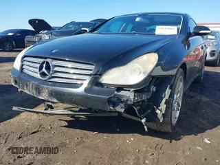 2007 Mercedes-Benz CLS-Class 5.5L with VIN WDDDJ72X47A101635, listed as a IAAI auction lot 41643883 with 179,543 mi miles. Bid and sale history available at carsss.com. Image 6.