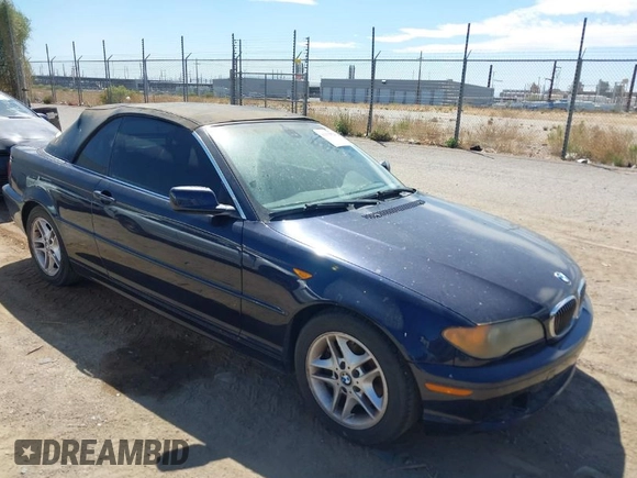 2004 BMW 3 Series 325Ci with VIN WBABW33404PL27967, listed as a IAAI auction lot 41920527 with 86,828 mi miles. Bid and sale history available at carsss.com. Image 1.
