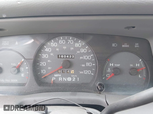 2001 Mercury Grand Marquis GS z VIN 2MEFM74W81X612809, wystawiony jako IAAI lot #41697200 z przebiegiem 160 423 mil mil oraz . Historia ofert i sprzedaży dostępna na DreamBid. Obrazek 7.