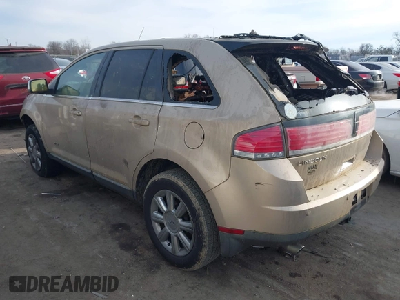 2007 Lincoln MKX z VIN 2LMDU68C07BJ21465, wystawiony jako IAAI lot #41401082 z przebiegiem Nie podano mil oraz . Historia ofert i sprzedaży dostępna na DreamBid. Obrazek 3.