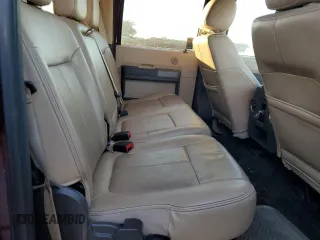 2012 Ford F-250 XL z VIN 1FT7W2BT6CEC53475, wystawiony jako Copart lot #82452394 z przebiegiem 231 161 mil mil oraz Szkody całkowita. Historia ofert i sprzedaży dostępna na DreamBid. Obrazek 10.
