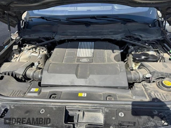 2019 Land Rover Range Rover с VIN SALGS2RE4KA545966, выставлен на аукционе Copart как лот 55515835 с пробегом 128 978 миль миль и Чистый • Clean title. История ставок и продаж доступна на DreamBid. Изображение 9.