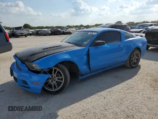 2013 Ford Mustang V6 with VIN 1ZVBP8AMXD5251330, listed as a Copart auction lot 74309314 with 188,959 mi miles and Salvage Title. Bid and sale history available at carsss.com. Image 1.