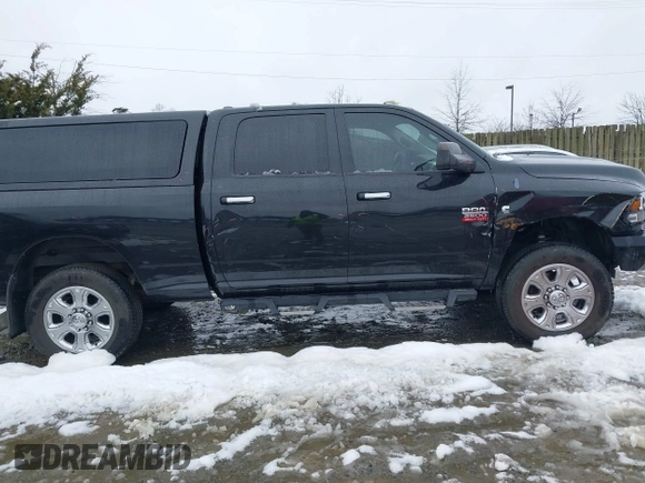 2010 Dodge Ram 2500 ST with VIN 3D7UT2CL5AG147072, listed as a IAAI auction lot 41552993 with 205,763 mi miles. Bid and sale history available at carsss.com. Image 13.