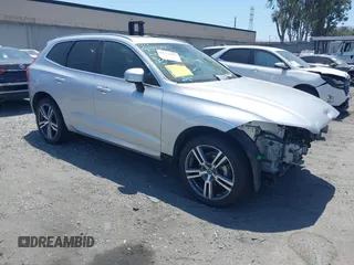 2020 Volvo XC60 Momentum с VIN YV4102DK8L1429104, выставлен на аукционе IAAI как лот 42432652 с пробегом 35 429 миль миль и . История ставок и продаж доступна на DreamBid. Изображение 1.