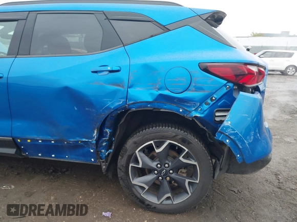 2020 Chevrolet Blazer RS z VIN 3GNKBKRSXLS696602, wystawiony jako IAAI lot #41954755 z przebiegiem 34 759 mil mil oraz . Historia ofert i sprzedaży dostępna na DreamBid. Obrazek 6.