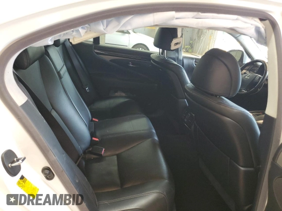 2013 Lexus LS 460 с VIN JTHCL5EFXD5017765, выставлен на аукционе Copart как лот 55400615 с пробегом 144 164 миль миль и Списание • Salvage title. История ставок и продаж доступна на DreamBid. Изображение 10.