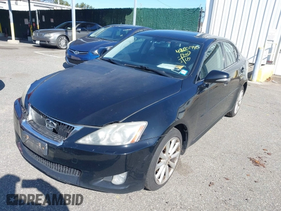 2009 Lexus IS with VIN JTHCK262795033670, listed as a IAAI auction lot 42001440 with 151,107 mi miles. Bid and sale history available at carsss.com. Image 18.