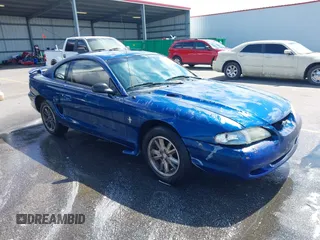 1998 Ford Mustang z VIN 1FAFP4047WF107896, wystawiony jako IAAI lot #42445745 z przebiegiem 120 769 mil mil oraz . Historia ofert i sprzedaży dostępna na DreamBid. Obrazek 1.