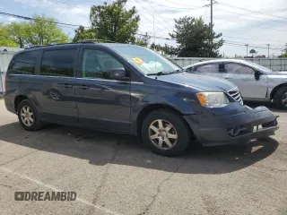 2008 Chrysler Town & Country Touring with VIN 2A8HR54P58R714357, listed as a Copart auction lot 55117305 with 214,330 mi miles and Salvage Title. Bid and sale history available at DreamBid. Image 4.