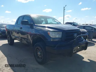 2013 Toyota Tundra z VIN 5TFRM5F12DX057483, wystawiony jako IAAI lot #42214577 z przebiegiem 251 557 mil mil oraz . Historia ofert i sprzedaży dostępna na DreamBid. Obrazek 1.