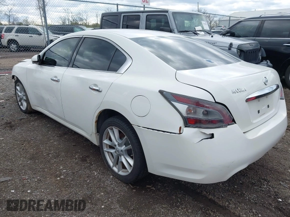 2012 Nissan Maxima S z VIN 1N4AA5AP4CC840592, wystawiony jako IAAI lot #41999734 z przebiegiem 162 493 mil mil oraz . Historia ofert i sprzedaży dostępna na DreamBid. Obrazek 3.