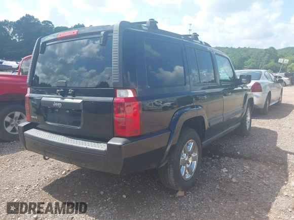 2007 Jeep Commander Sport с VIN 1J8HG48K07C630369, выставлен на аукционе IAAI как лот 42621082 с пробегом 249 852 миль миль и . История ставок и продаж доступна на DreamBid. Изображение 4.