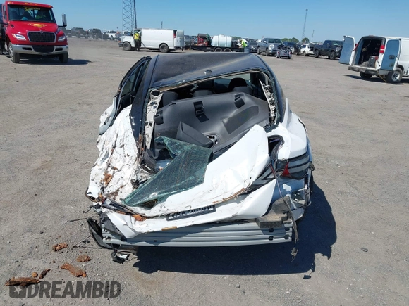 2024 Nissan Sentra SR with VIN 3N1AB8DV7RY361640, listed as a IAAI auction lot 42032715 with 9,494 mi miles and . Bid and sale history available at DreamBid. Image 17.