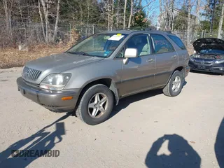 2000 Lexus RX 300 with VIN JT6HF10UXY0137749, listed as a IAAI auction lot 41993563 with 161,996 mi miles and . Bid and sale history available at DreamBid. Image 2.