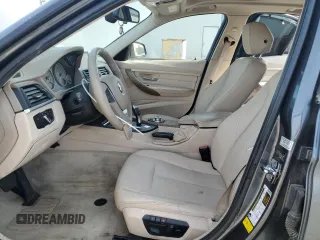 2012 BMW 3 Series 328i с VIN WBA3A5C5XCFJ88765, выставлен на аукционе Copart как лот 53954325 с пробегом 121 610 миль миль и Списание • Salvage title. История ставок и продаж доступна на DreamBid. Изображение 7.