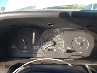 1995 Ford Escort z VIN 3FASP15J4SR123210, wystawiony jako IAAI lot #41397803 z przebiegiem 72 765 mil mil oraz . Historia ofert i sprzedaży dostępna na DreamBid. Obrazek 7.
