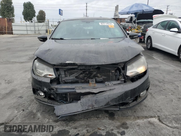 2012 Volkswagen Eos Lux with VIN WVWFW7AH6CV005880, listed as a Copart auction lot 82214934 with 149,477 mi miles and Salvage Title. Bid and sale history available at DreamBid. Image 5.