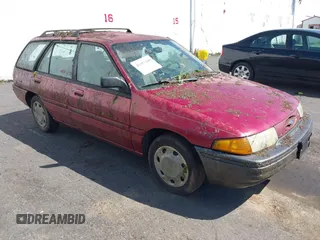 1994 Ford Escort z VIN 3FARP15J1RR159381, wystawiony jako IAAI lot #41953498 z przebiegiem 68 860 mil mil oraz . Historia ofert i sprzedaży dostępna na DreamBid. Obrazek 1.