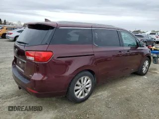 2015 Kia Sedona EX with VIN KNDMC5C17F6022996, listed as a Copart auction lot 50275825 with 142,460 mi miles and Clean Title. Bid and sale history available at carsss.com. Image 3.