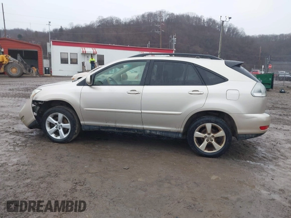 2004 Lexus RX with VIN JTJHA31U040067476, listed as a IAAI auction lot 41568448 with 154,787 mi miles. Bid and sale history available at carsss.com. Image 13.