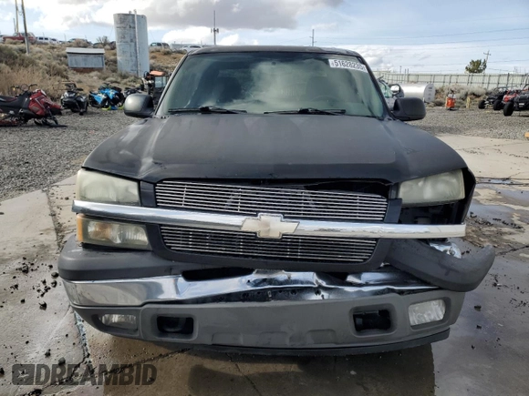 2005 Chevrolet Silverado 1500 LS with VIN 2GCEC13T551223784, listed as a Copart auction lot 51628235 with 131,773 mi miles and Salvage Title. Bid and sale history available at DreamBid. Image 5.