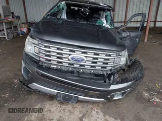 2019 Ford Expedition Max Limited z VIN 1FMJK2AT3KEA85243, wystawiony jako IAAI lot #42193680 z przebiegiem Nie podano mil oraz . Historia ofert i sprzedaży dostępna na DreamBid. Obrazek 6.