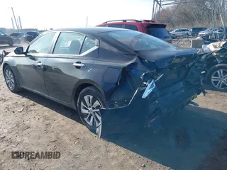 2024 Nissan Altima 2.5 S with VIN 1N4BL4BV1RN414040, listed as a IAAI auction lot 41219296 with 8,604 mi miles. Bid and sale history available at carsss.com. Image 3.