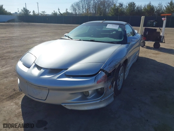 1998 Pontiac Firebird with VIN 2G2FS22K2W2211663, listed as a IAAI auction lot 41790845 with 237,098 mi miles. Bid and sale history available at carsss.com. Image 2.