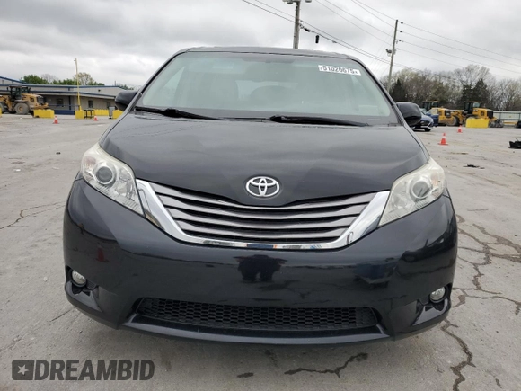 2017 Toyota Sienna XLE Auto Access Seat with VIN 5TDYZ3DC4HS777434, listed as a Copart auction lot 51020675 with 85,062 mi miles and Salvage Title. Bid and sale history available at carsss.com. Image 5.