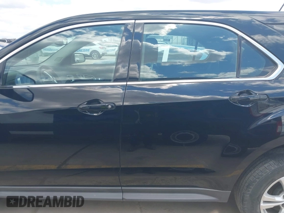 2017 Chevrolet Equinox LS z VIN 2GNALBEK0H1565213, wystawiony jako IAAI lot #40280303 z przebiegiem 55 543 mil mil oraz . Historia ofert i sprzedaży dostępna na DreamBid. Obrazek 14.
