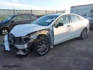 2017 Ford Fusion SE with VIN 3FA6P0HD7HR195853, listed as a IAAI auction lot 40960170 with 124,854 mi miles. Bid and sale history available at carsss.com. Image 17.