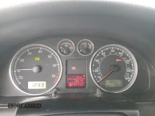 2003 Volkswagen Passat GLX z VIN WVWYH63B93E307461, wystawiony jako Copart lot #81961384 z przebiegiem 139 029 mil mil oraz Szkoda całkowita • Salvage title. Historia ofert i sprzedaży dostępna na DreamBid. Obrazek 9.