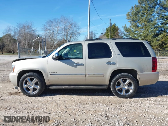 2014 Chevrolet Tahoe LTZ z VIN 1GNSCCE05ER223171, wystawiony jako IAAI lot #41329685 z przebiegiem 150 328 mil mil oraz . Historia ofert i sprzedaży dostępna na DreamBid. Obrazek 14.