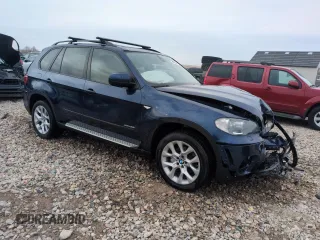 2011 BMW X5 35i with VIN 5UXZV4C5XBL738928, listed as a Copart auction lot 43655315 with 127,203 mi miles and Salvage Title. Bid and sale history available at carsss.com. Image 4.
