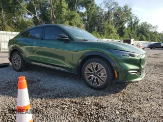 2024 Ford Mustang Mach-E Premium с VIN 3FMTK3R79RMA14266, выставлен на аукционе Copart как лот 58176555 с пробегом 1 988 миль миль и Списание • Salvage title. История ставок и продаж доступна на DreamBid. Изображение 4.