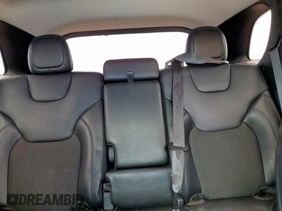2021 Jeep Cherokee Altitude with VIN 1C4PJLLB0MD215189, listed as a Copart auction lot 61094535 with 88,449 mi miles and Salvage title. Bid and sale history available at DreamBid. Image 10.