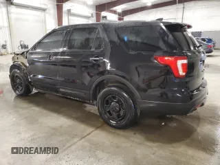 2016 Ford Utility Police Interceptor with VIN 1FM5K8AR1GGD05998, listed as a Copart auction lot 41393885 with 140,060 mi miles and Salvage Title. Bid and sale history available at carsss.com. Image 2.