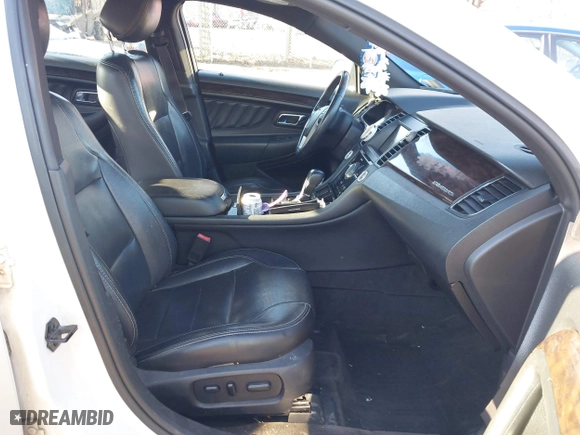 2013 Ford Taurus Limited with VIN 1FAHP2F82DG131585, listed as a IAAI auction lot 41076163 with 134,916 mi miles. Bid and sale history available at carsss.com. Image 5.