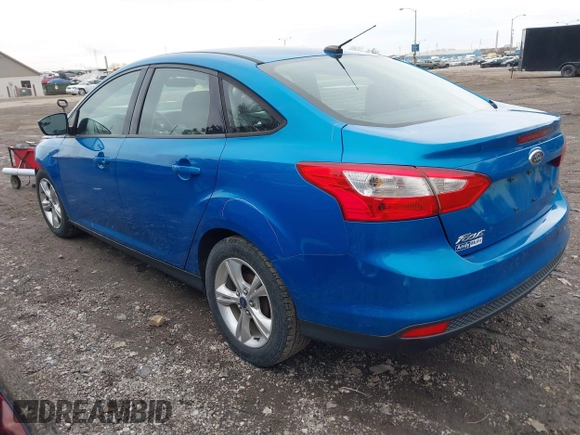 2013 Ford Focus SE with VIN 1FADP3F22DL305081, listed as a IAAI auction lot 41749888 with 117,480 mi miles. Bid and sale history available at carsss.com. Image 3.