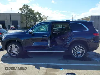 2020 Mercedes-Benz GLS with VIN 4JGFF5KE1LA207411, listed as a IAAI auction lot 41896706 with 31,843 mi miles. Bid and sale history available at carsss.com. Image 15.