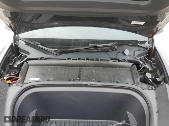 2024 Tesla Model Y Long Range with VIN 7SAYGDEE3RA253354, listed as a Copart auction lot 50524105 with 10,353 mi miles and Salvage Title. Bid and sale history available at DreamBid. Image 12.
