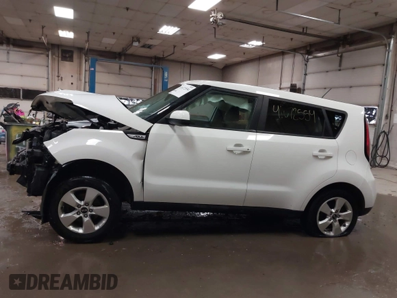 2018 Kia Soul with VIN KNDJN2A22J7609326, listed as a IAAI auction lot 41672554 with 75,667 mi miles and . Bid and sale history available at DreamBid. Image 15.