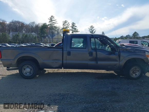 2013 Ford F-250 XL with VIN 1FT7W2A61DEA81188, listed as a IAAI auction lot 41742323 with 5 mi miles and . Bid and sale history available at DreamBid. Image 13.