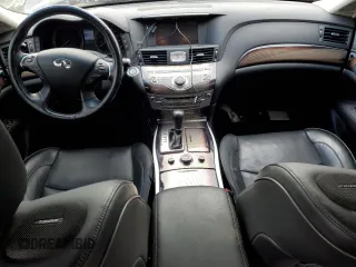 2019 Infiniti Q70 Luxe с VIN JN1BY1PR6KM725404, выставлен на аукционе Copart как лот 81692844 с пробегом 41 828 миль миль и Списание • Salvage title. История ставок и продаж доступна на DreamBid. Изображение 8.