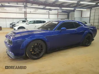 2019 Dodge Challenger z VIN NCS108170, wystawiony jako Copart lot #52444965 z przebiegiem 22 868 mil mil oraz Szkoda całkowita • Salvage title. Historia ofert i sprzedaży dostępna na DreamBid. Obrazek 1.