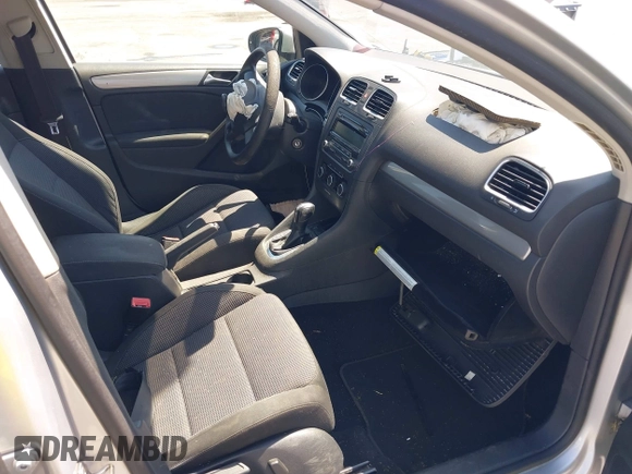 2013 Volkswagen Golf w/Conv with VIN WVWDB7AJ7DW119016, listed as a IAAI auction lot 42772953 with 190,799 mi miles and . Bid and sale history available at DreamBid. Image 5.
